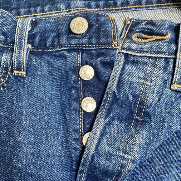 Levi's Blue Medium Wash Button Button Fly Wedgie Icon Fit Ankle Jeans Size 27 - Picture 9 of 10